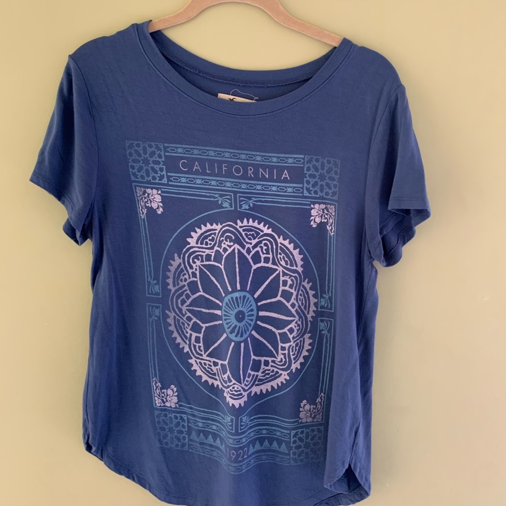 Hollister T-shirt